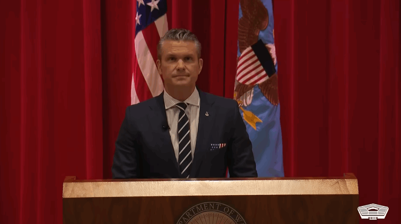 Compania AI Anthropic a primit ultimatul 3 zile de la Șeful Pentagonului pentru a permite armatei SUA să utilizeze Claude