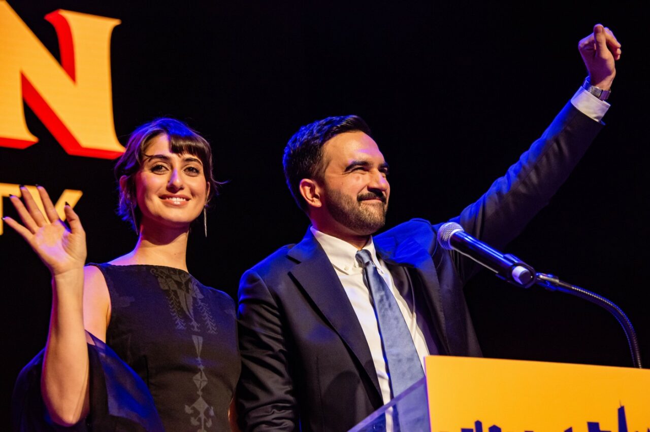 Cine este Rama Duwaji, soția noului PRIMAR al New York-ului, Zohran Mamdani. „Lady Di”, artista siriană care a cucerit New York-ul