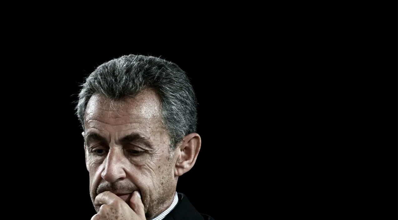 Sarkozy află dacă va ieși, astăzi, din închisoare. Curtea de Apel din Paris examinează cererea de eliberare a politicianului. Ce posibilități există
