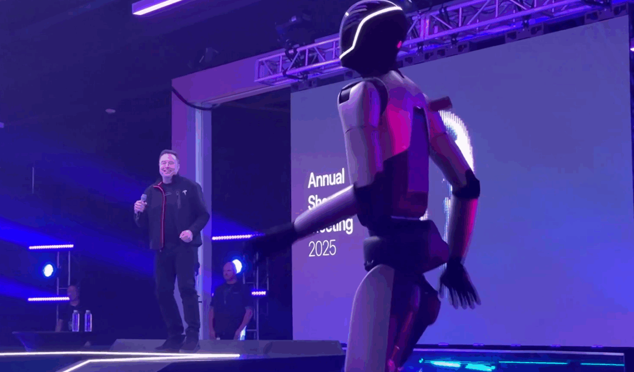 Acționarii Tesla își pun încrederea în Elon Musk. Americanul a primit șansa de a deveni primul trilionar din istorie. Ce trebuie să facă în schimb