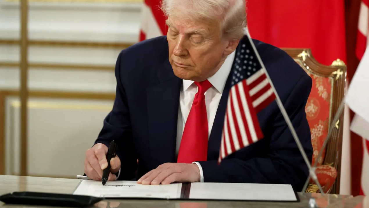 Trump a grațiat un grup de aliați politici, implicați în complotul privind anularea alegerilor din 2020. Avocații săi se află pe listă