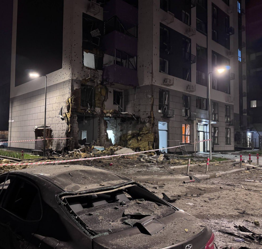 Atac rusesc cu drone şi rachete asupra Kievului: Doi morți și cel puțin 15 răniți, inclusiv un copil