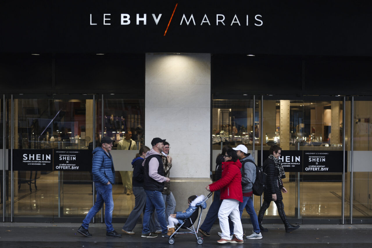 Motivul pentru care Shein își retrage toate păpușile sexuale din vânzare după ce autoritățile franceze au amenințat magazinul online cu închiderea