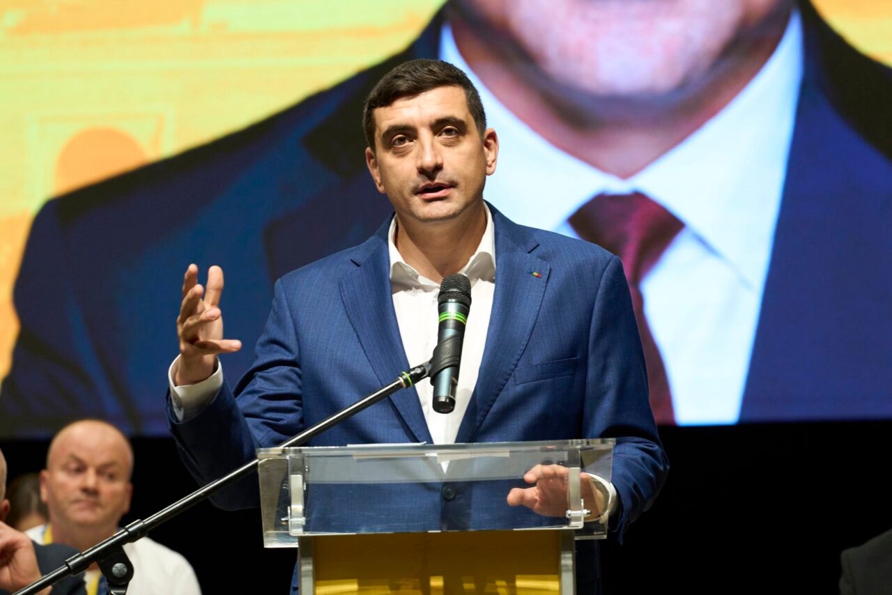 George Simion, după vandalizarea sediului AUR: „nu voi accepta să fiu împușcat”. Se compară cu activistul american, Charlie Kirk