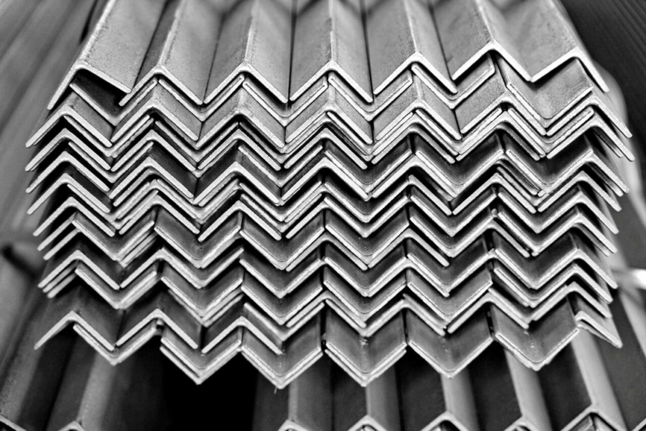 (P) Cum alegi cornierul de oțel potrivit pentru diferite tipuri de construcții