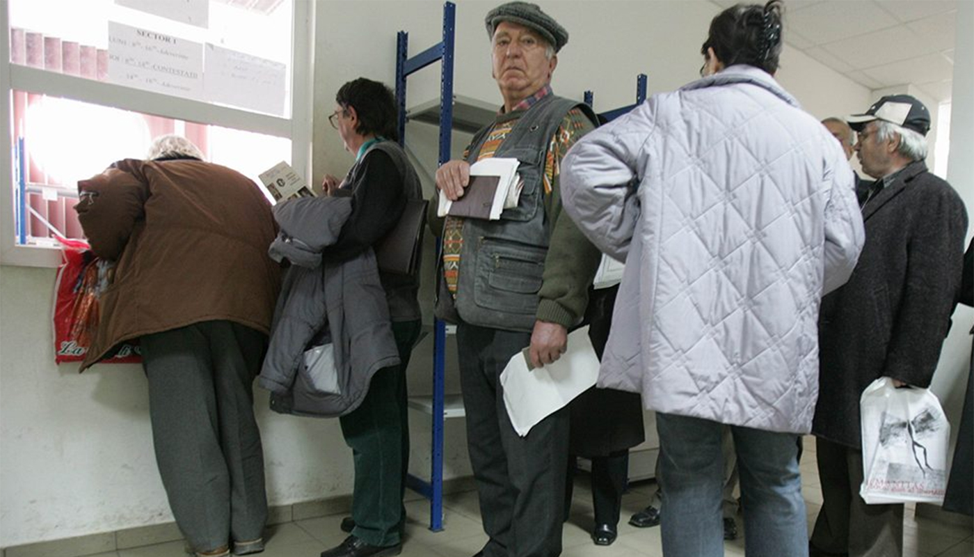 Pensionarii din România trebuie să depună documente