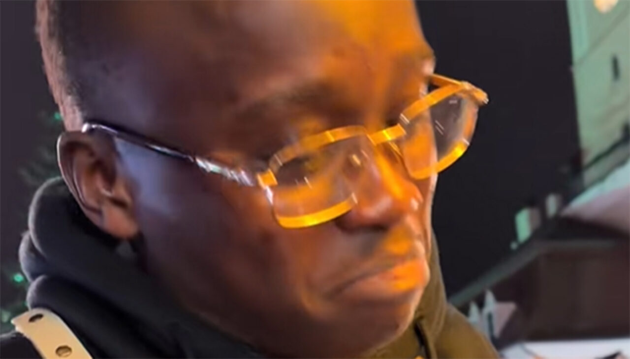 Ce salariu are acest kenyan în Brașov. Este complet nemulțumit: „Gata, plec în Belgia!”