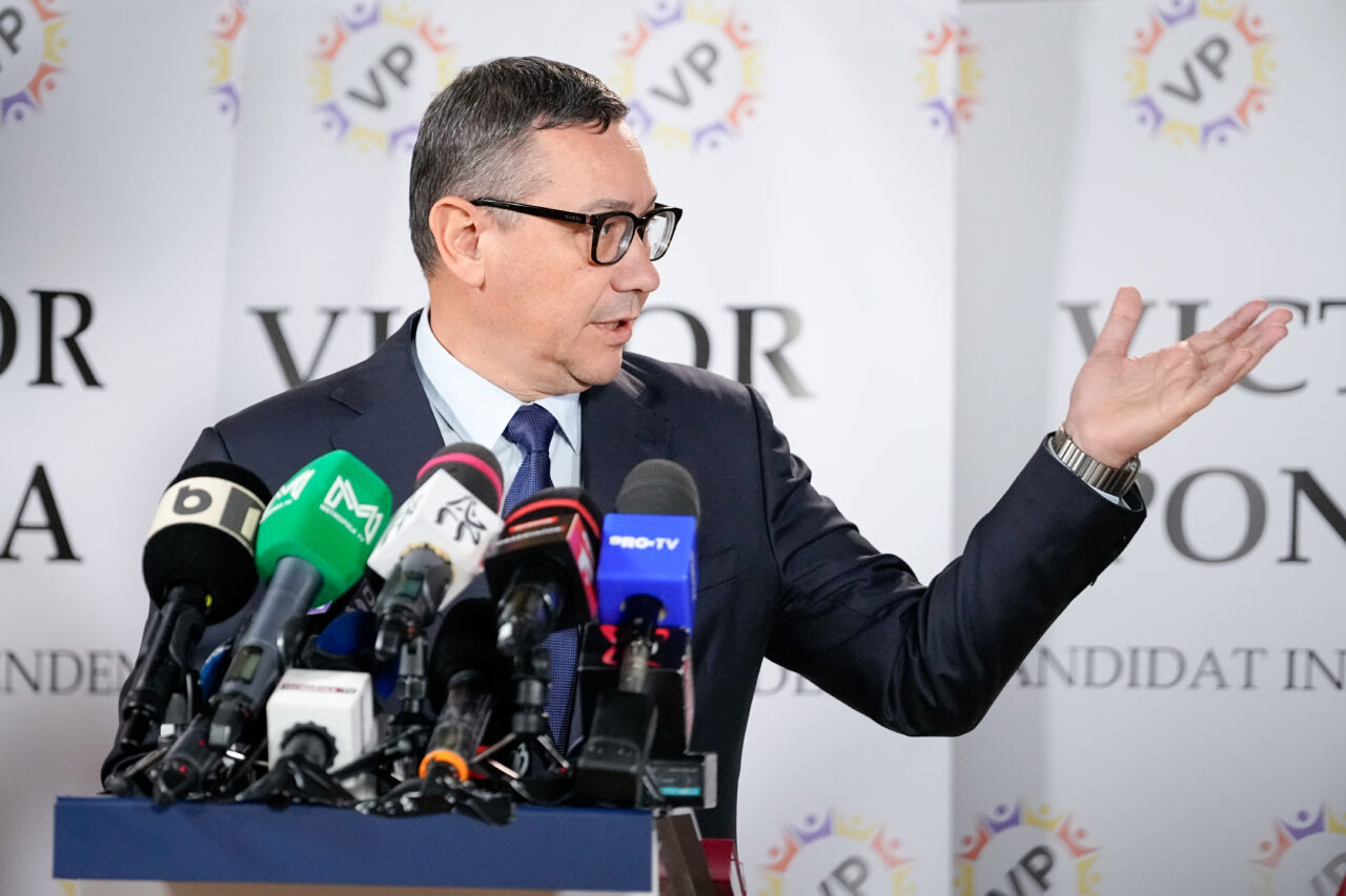 Victor Ponta susține că Diana Buzoianu e vinovată de Criza apei: „Să bagi apă nepotabilă înseamnă să faci o crimă”