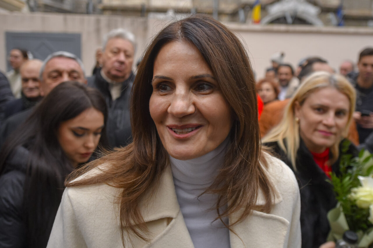 Mesajul Ancăi Alexandrescu după ce a votat: „Este experiența vieții mele de până acum și am emoții”