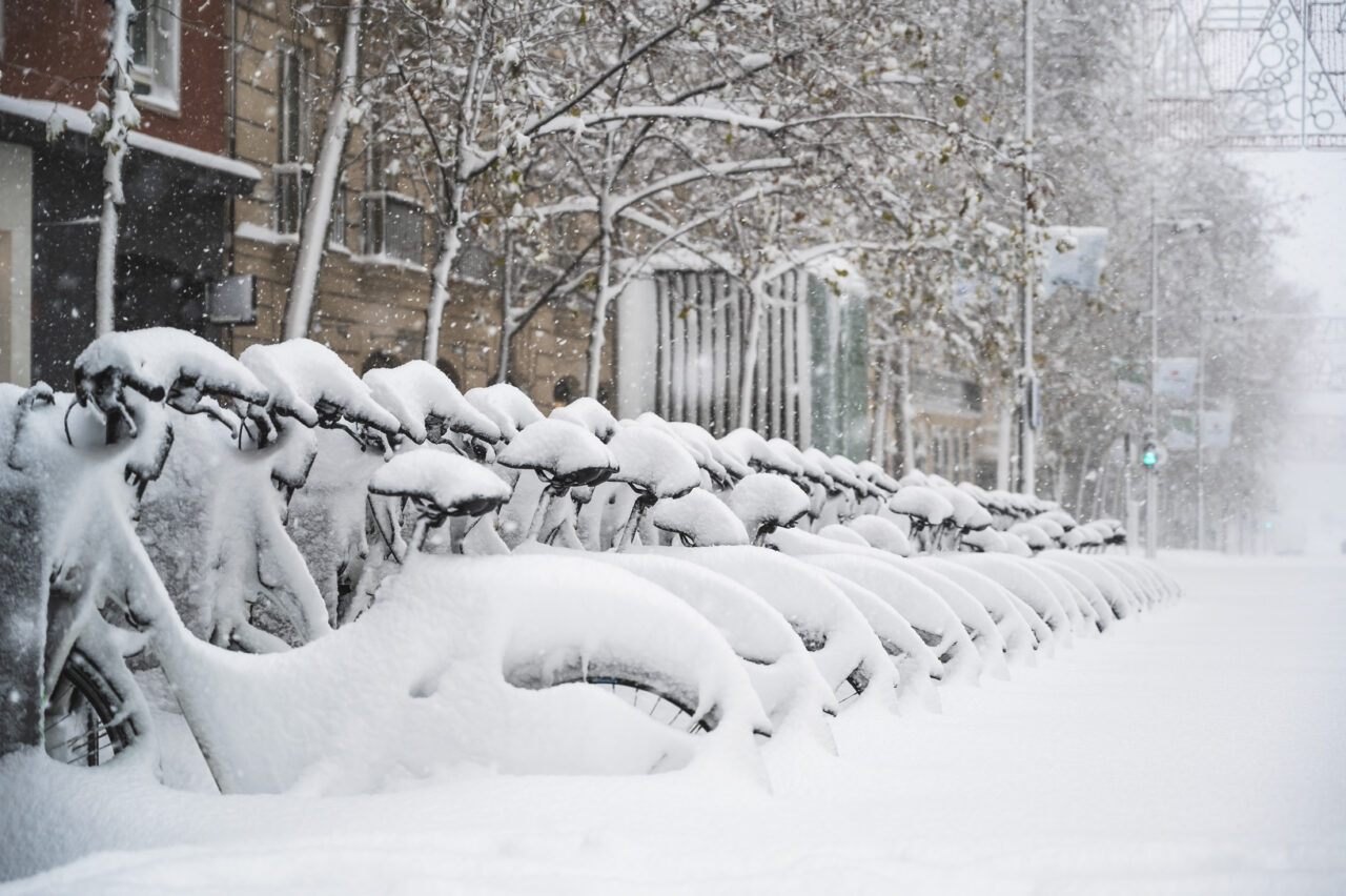 România, lovită de un val de aer polar, de Crăciun. Unde sunt așteptate ninsori