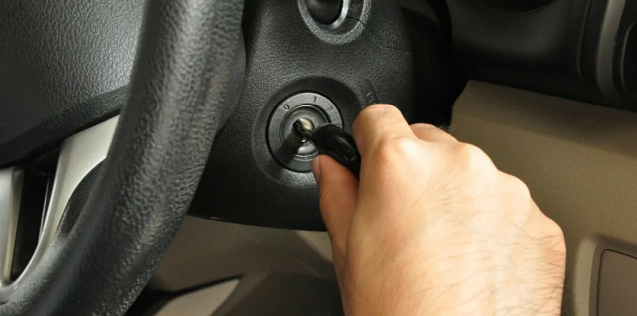 Care sunt cele mai frecvente cauze pentru care mașina pornește greu dimineața. Primul lucru pe care ar trebui să îl verifici