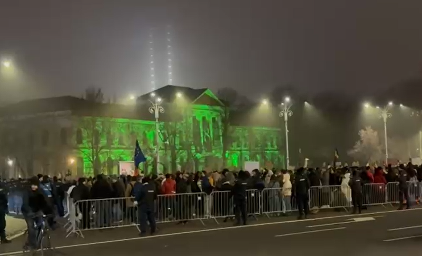 Protestul „reziștilor” împotriva justiției continuă