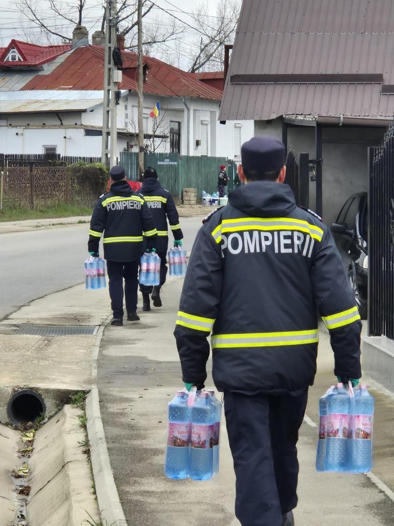 Departamentul pentru Situații de Urgență spune că: Intervențiile de sprijin continuă pentru comunitățile din Prahova și Dâmbovița
