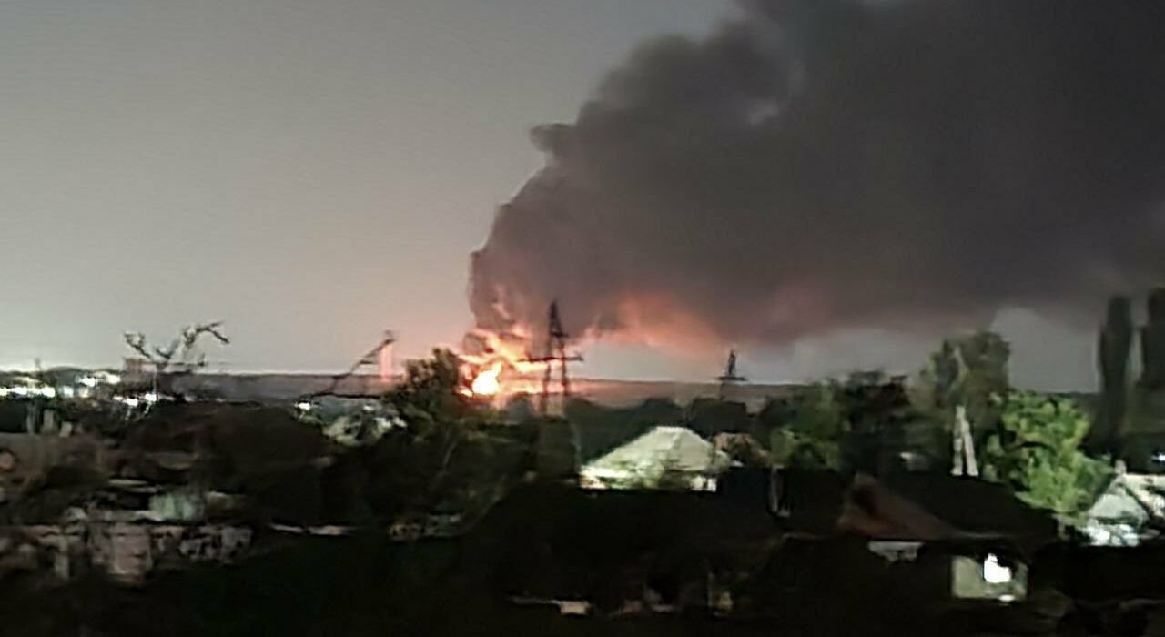 Războiul se intensifică: Drone rusești lovesc clădiri civile în Odesa, armata ucraineană atacă obiective strategice din Rusia și Luhansk