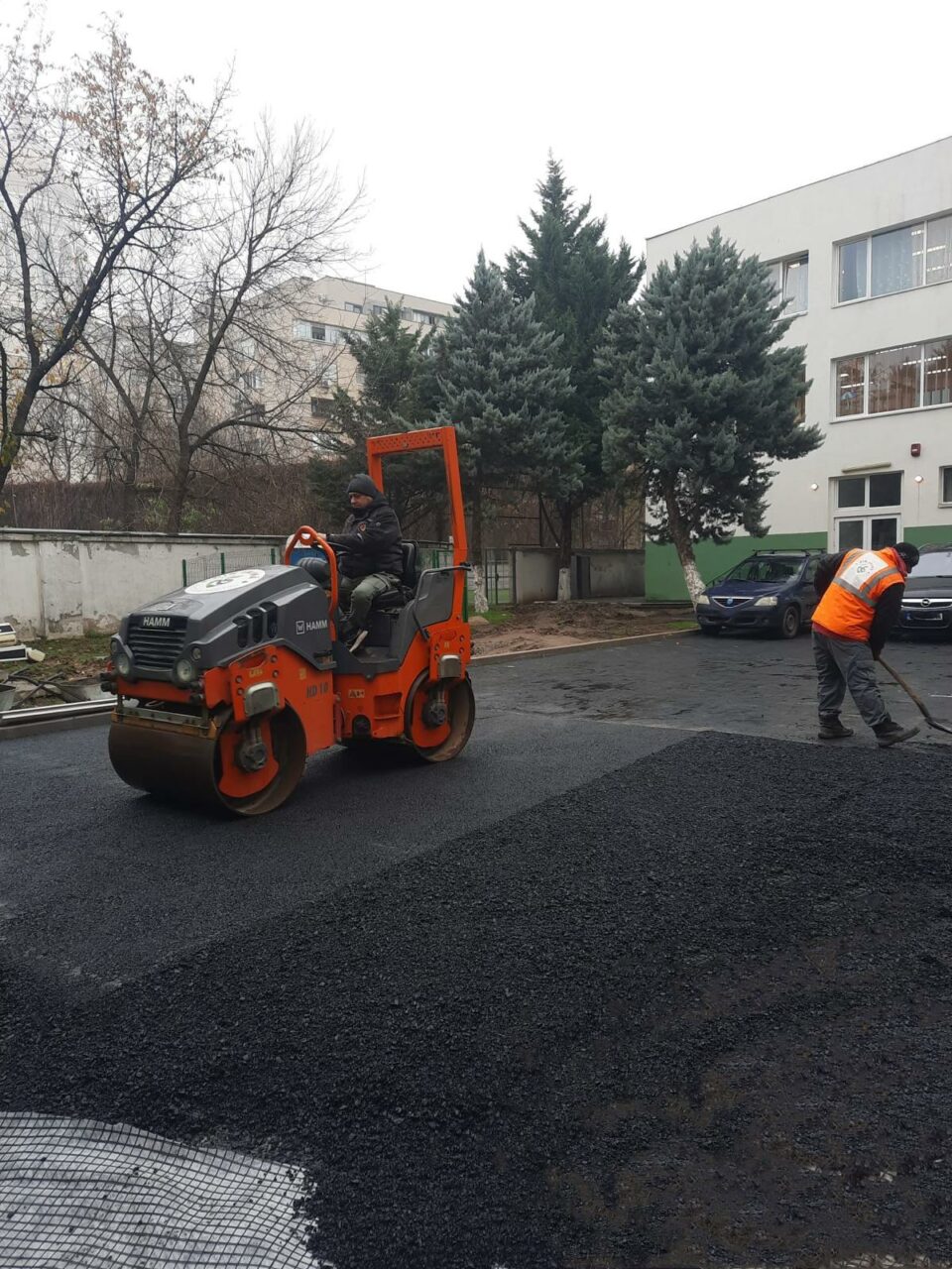 (P) Curtea Grădiniţei nr.268 a fost reamenajată complet