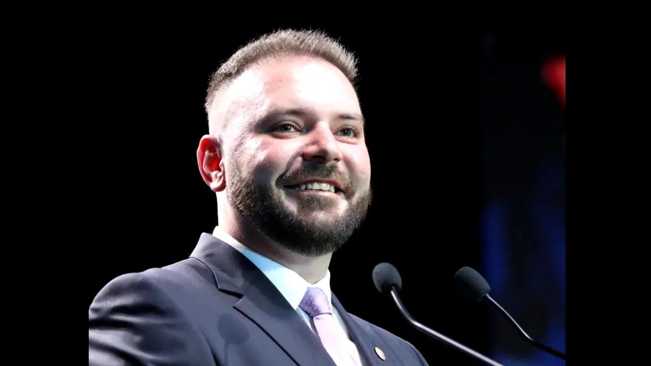 Vlad Popescu Piedone i-a făcut o invitație oficială lui Ciprian Ciucu: ”Te aşteptăm în Sectorul 5 să facem administraţie, nu politică”