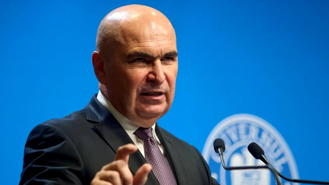 Ilie Bolojan adoptă OUG-ul prin care vor crește impozitele și taxele pe locuințe și mașini cu până la 80% în ședința extraordinară de guvern