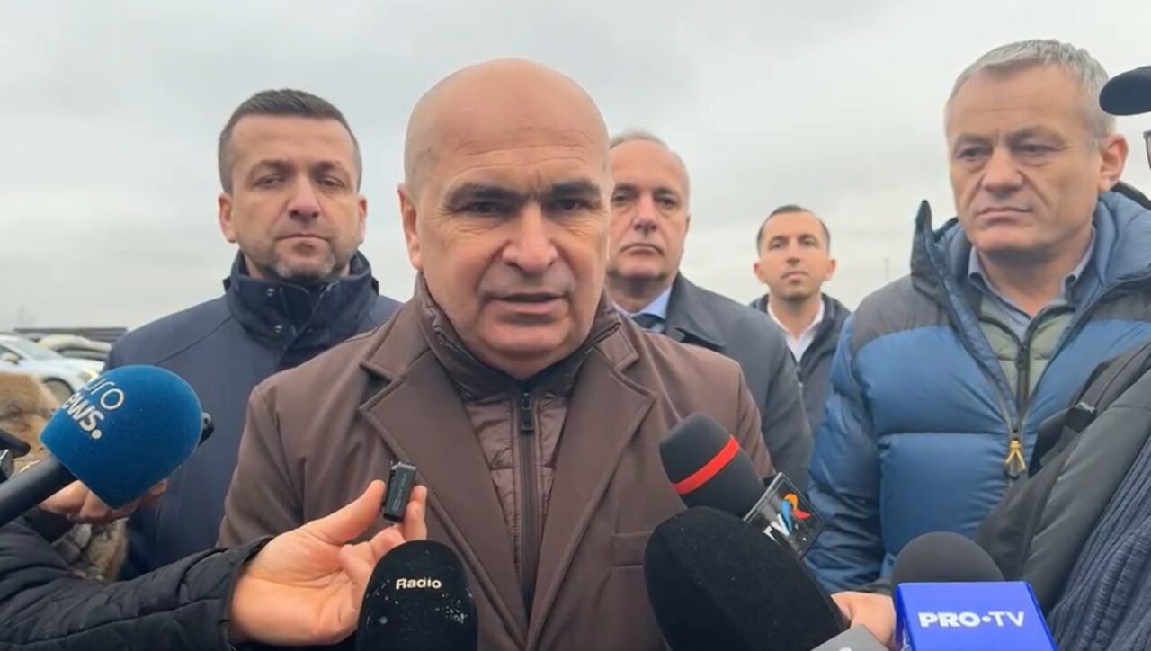 Bolojan reacționează după ce a văzut documentarul Recorder: Cel puțin în modul în care sunt prezentate, faptele par grave, ar trebui verificate