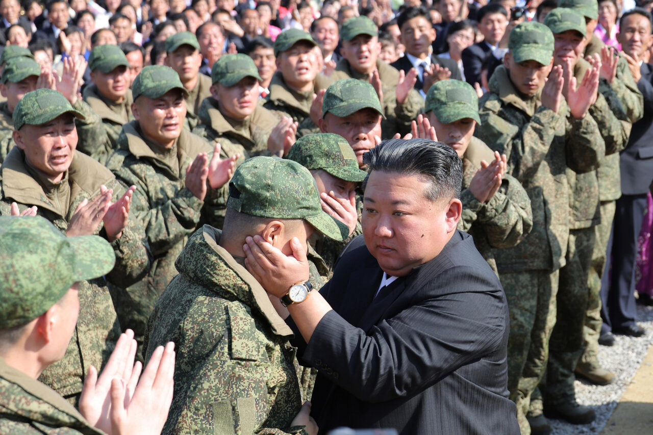 Kim Jong-Un le-a acordat titluri de „erou” tuturor soldaților nord-coreeni uciși în războiul din Ucraina
