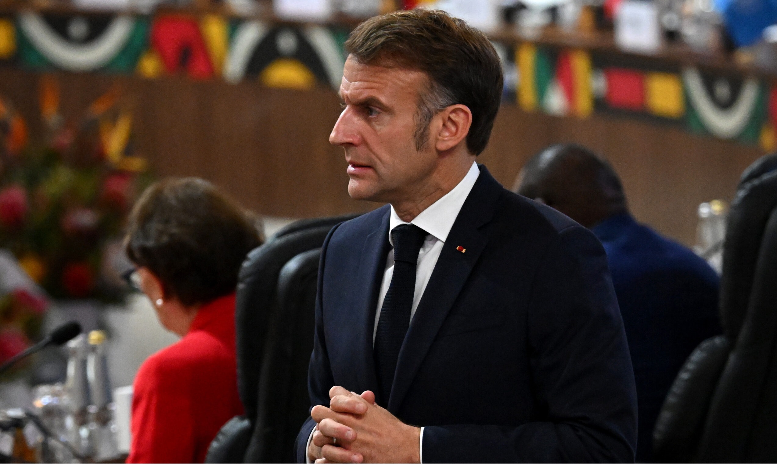 Macron și cotele de încredere în 2026