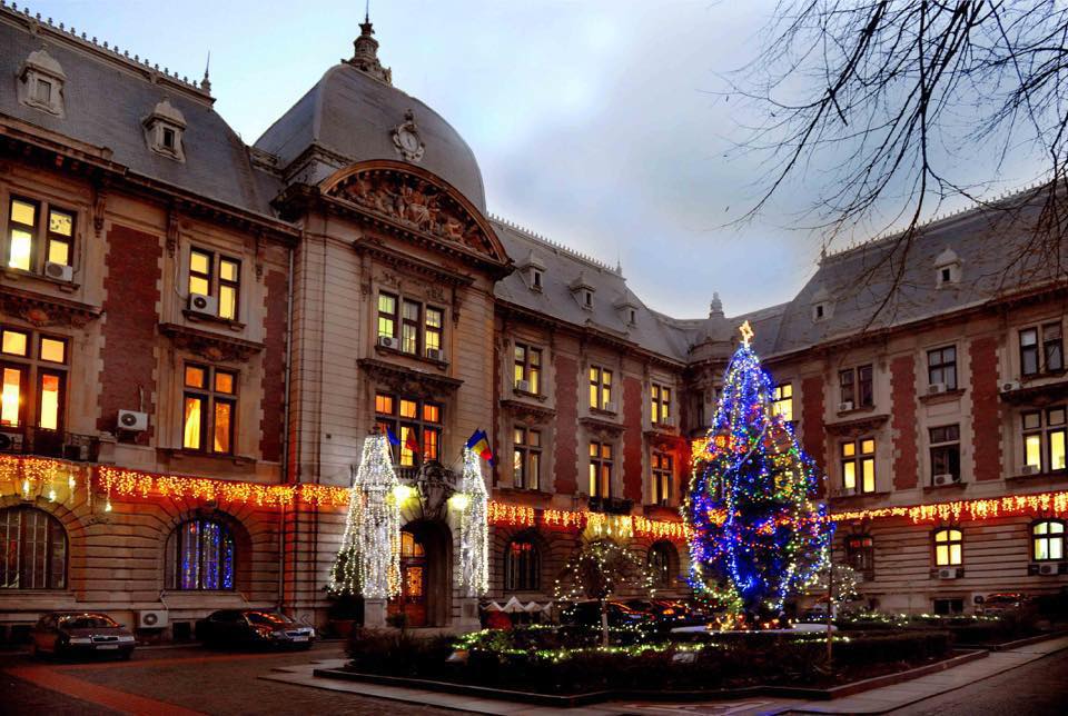 Guvernul a aprobat reorganizarea Ministerului Agriculturii şi a instituţiilor subordonate. Se desfiinţează 216 funcţii de conducere. Cheltuielile scad cu peste 10%