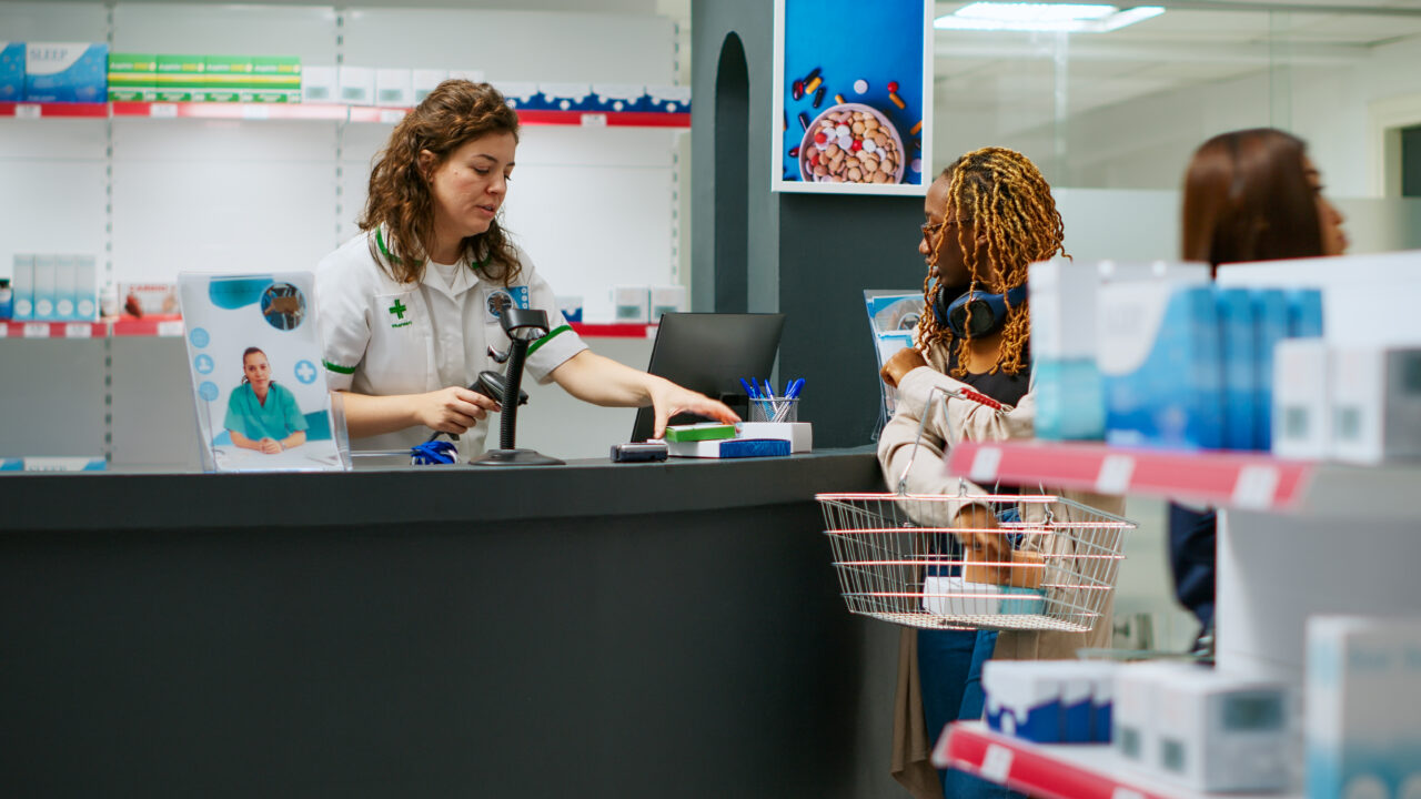 A găsit un șoarece în punga de cereale. „Se auzea cum mesteca înăuntru”. Reacția incredibilă a magazinului de unde a cumpărat produsul