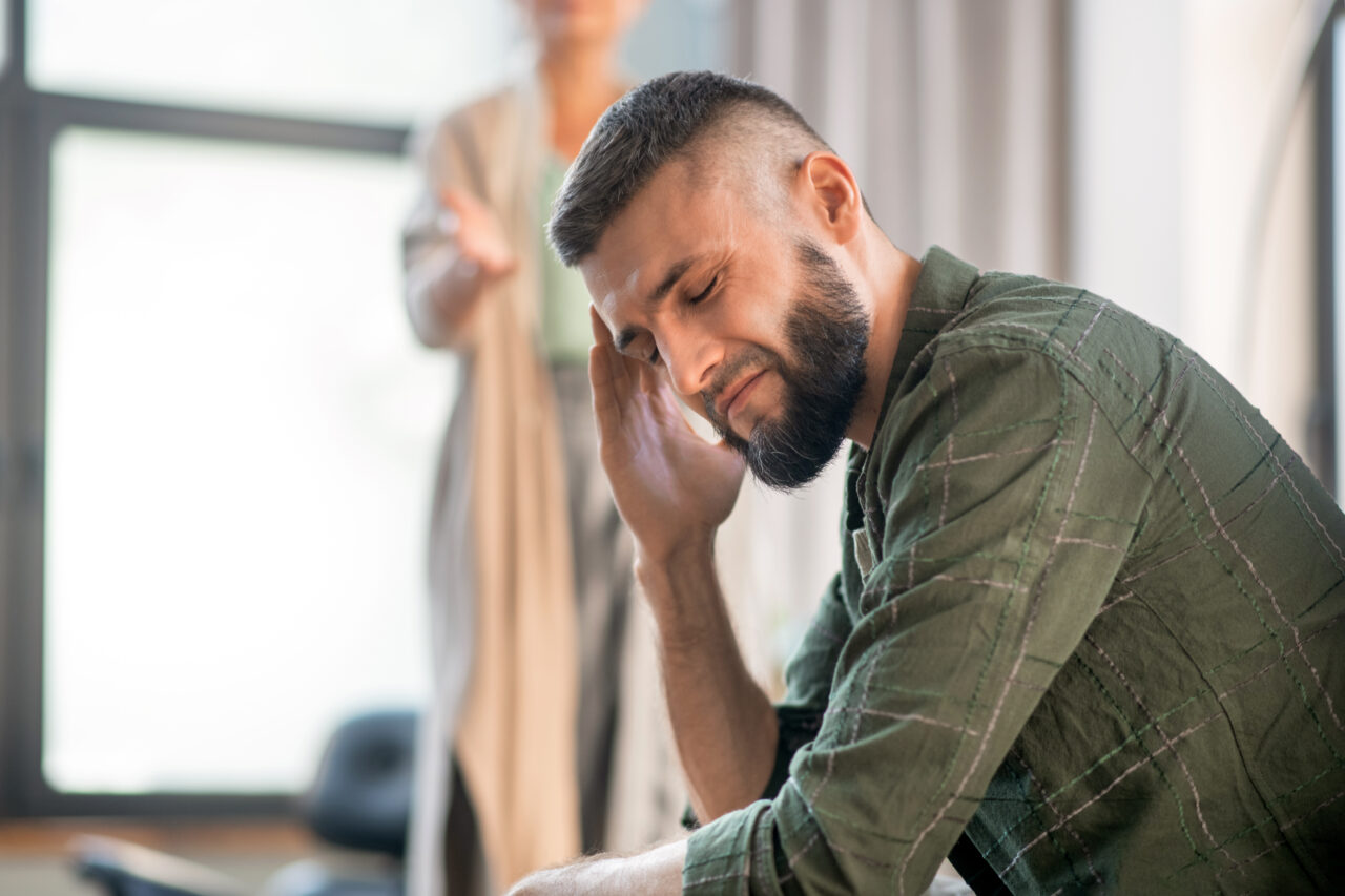 Plecat în Italia pentru o viață mai bună, un român a ajuns la datorii de peste jumătate de milion de euro și doar 7 euro în cont, în prag de sărbători