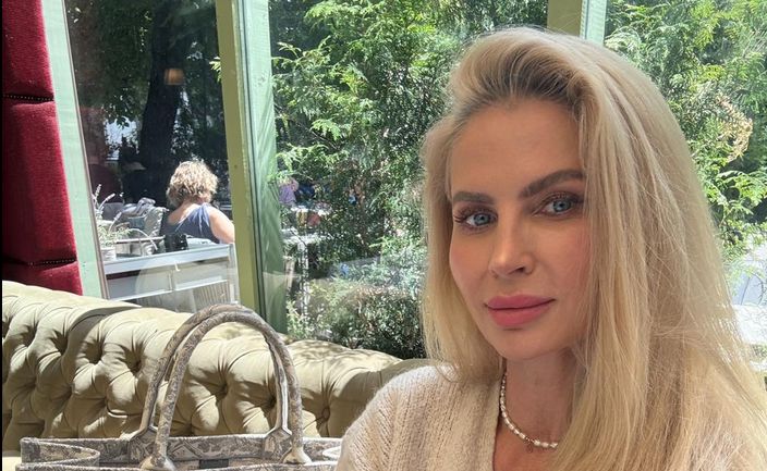 Momentele dureroase din viața Andreei Bănică. ”Mama avea 53 de ani când s-a dus, tatăl meu 63 de ani”