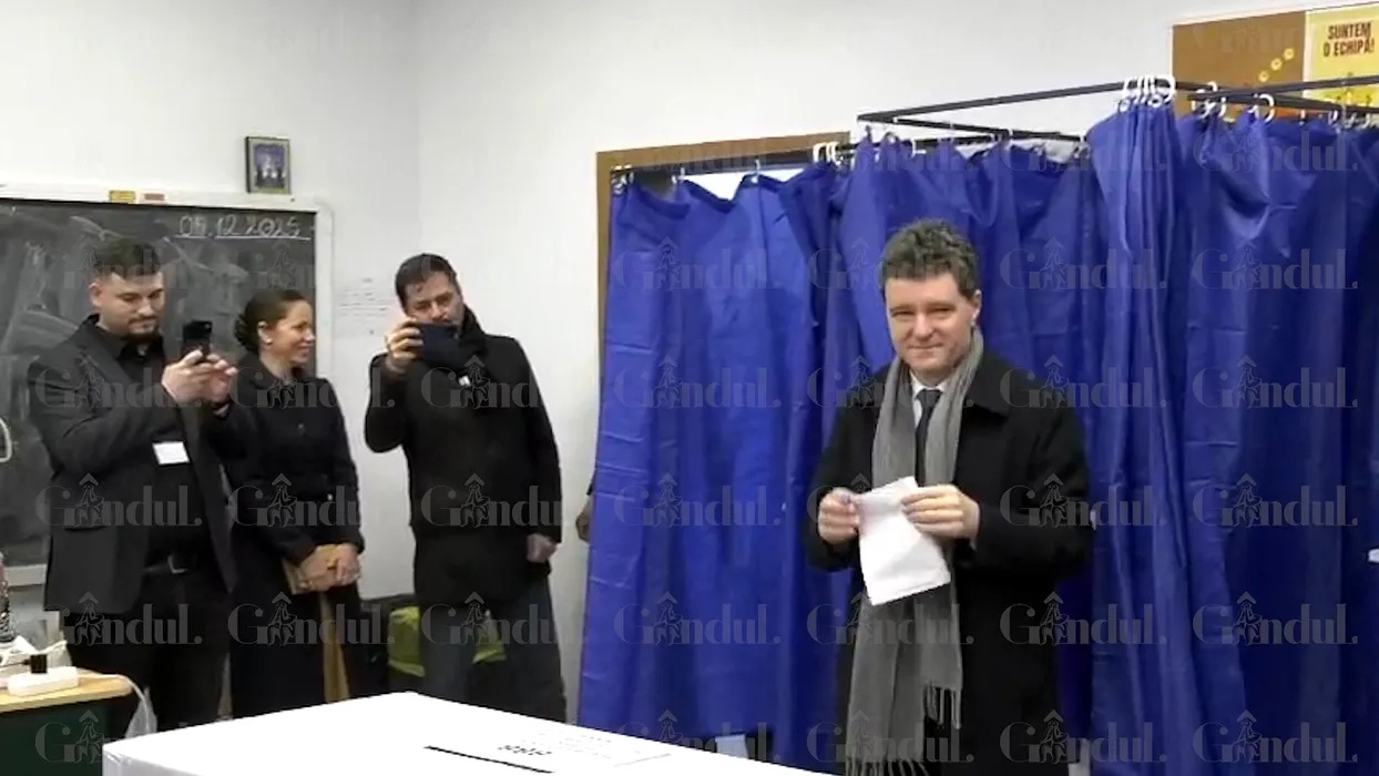 Nicușor Dan adâncește misterul votului la Primăria Capitalei. A fost Drulă sau Ciceală? Președintele îi dă replica lui Ciucu: „Trebuie să te și bazezi pe ce vorbești”