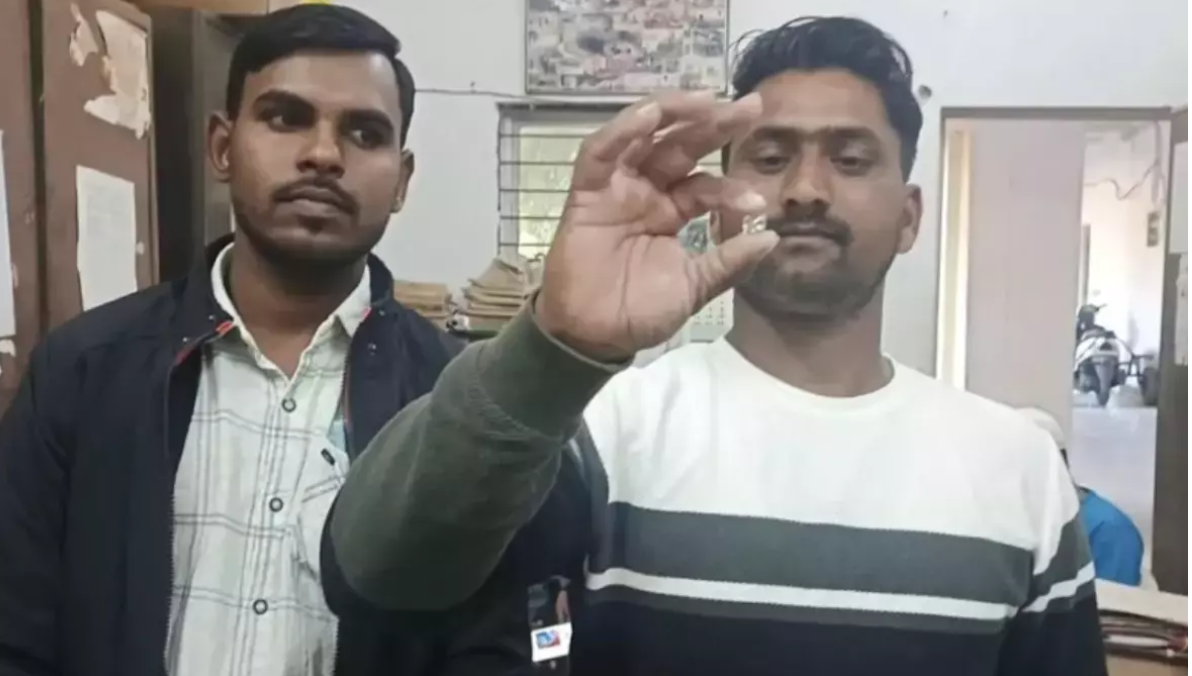 Perseverența de diamant. Cum au reușit doi indieni păguboși să-și mărite surorile