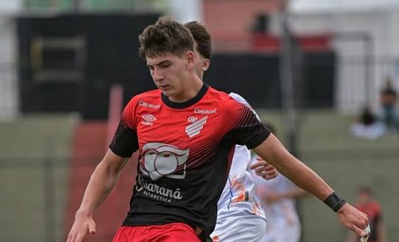 Fiul Cristinei Pîrv, între naționala de FOTBAL a României și cea a Braziliei