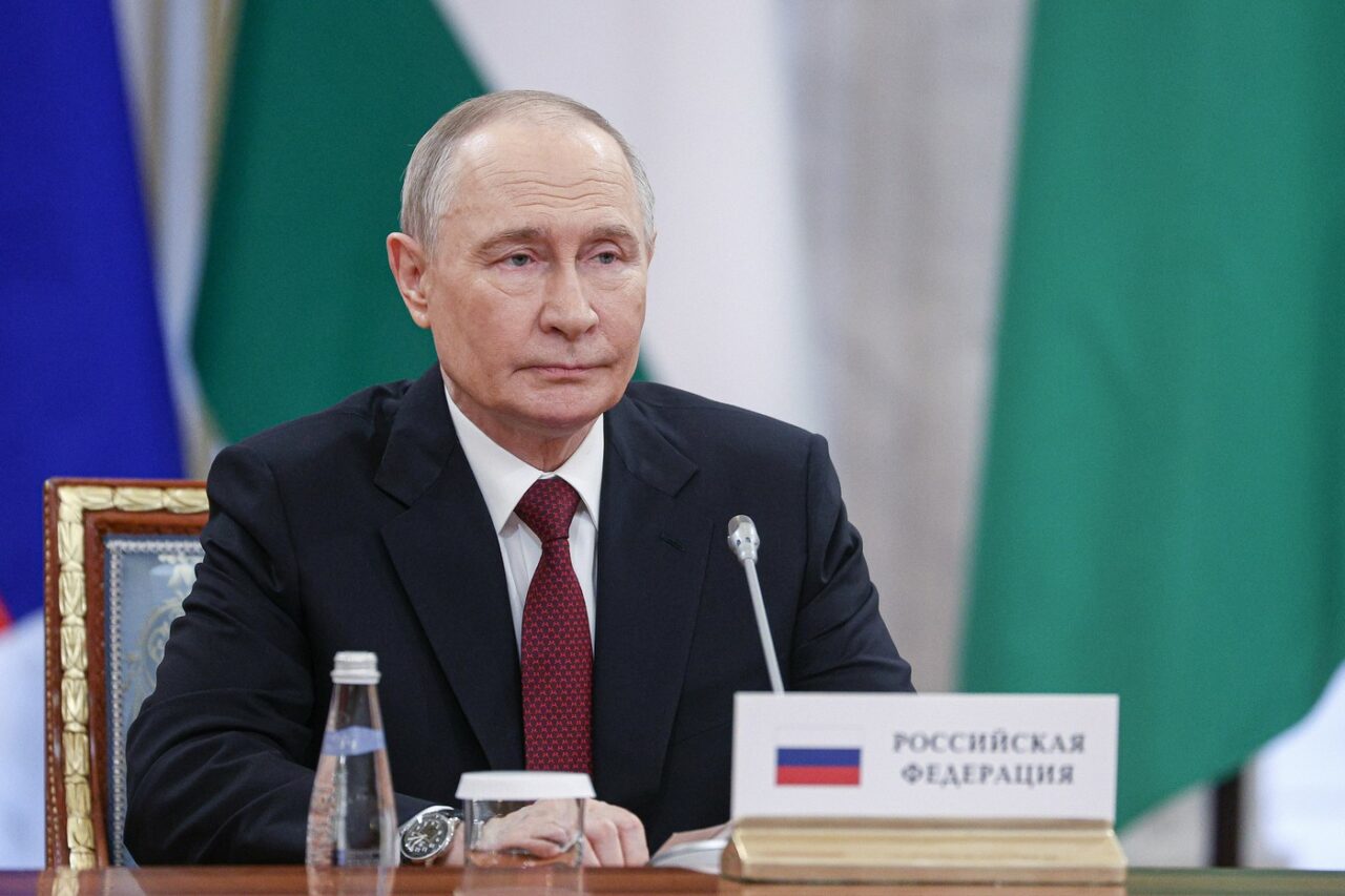 Vladimir Putin a sugerat că Rusia ar putea fi deschisă unui schimb de teritorii cu Ucraina, relatează publicația rusă Kommersant