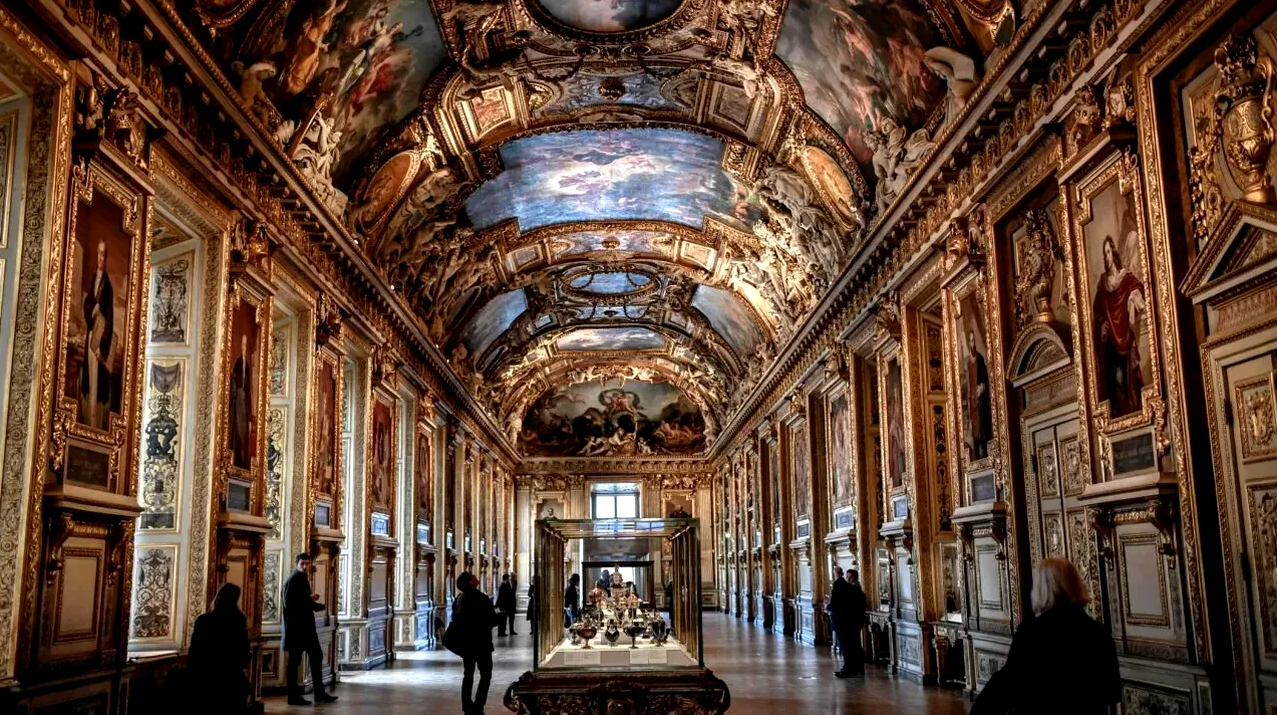 Greva de la Luvru a fost votată „în unanimitate”. Cel mai vizitat muzeu din lume și-a închis porțile luni dimineață. Când va fi redeschis