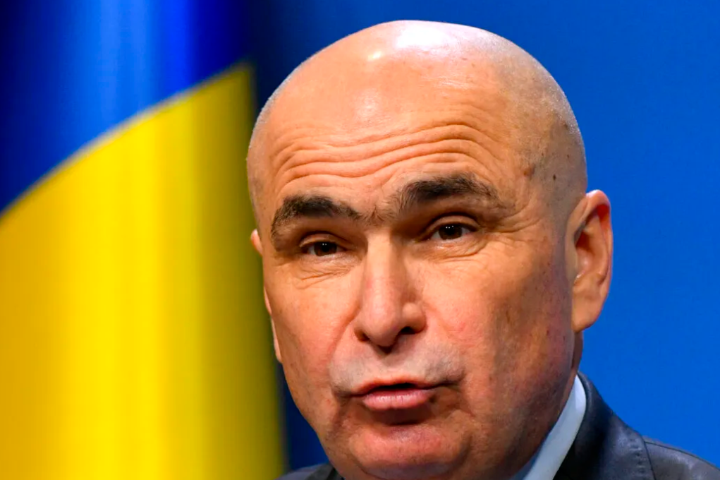 Bolojan, atac voalat la PSD și Grindeanu: „Eu nu mi-am propus să claxonez, claxoanele fac multă gălăgie, dar mașina nu se mișcă”