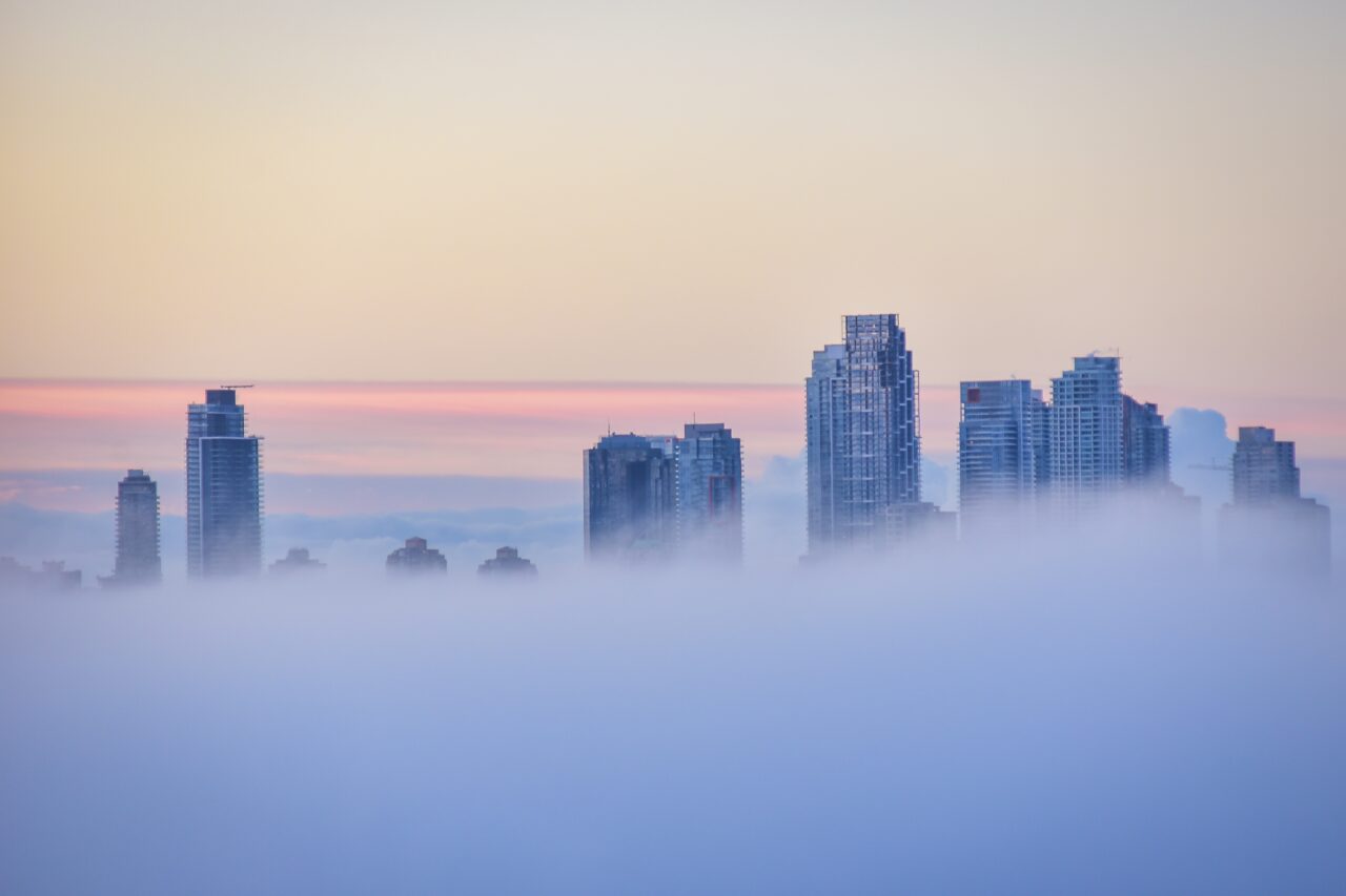 Cod galben de ceață, ghețuș și chiciură lângă București. Avertizările ANM pentru România