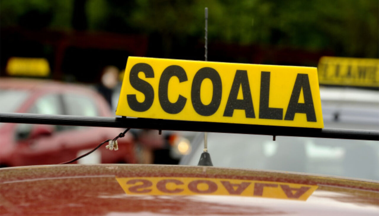 Am făcut calculul complet. Cât costă să faci școala de șoferi în 2026, în România, în funcție de oraș