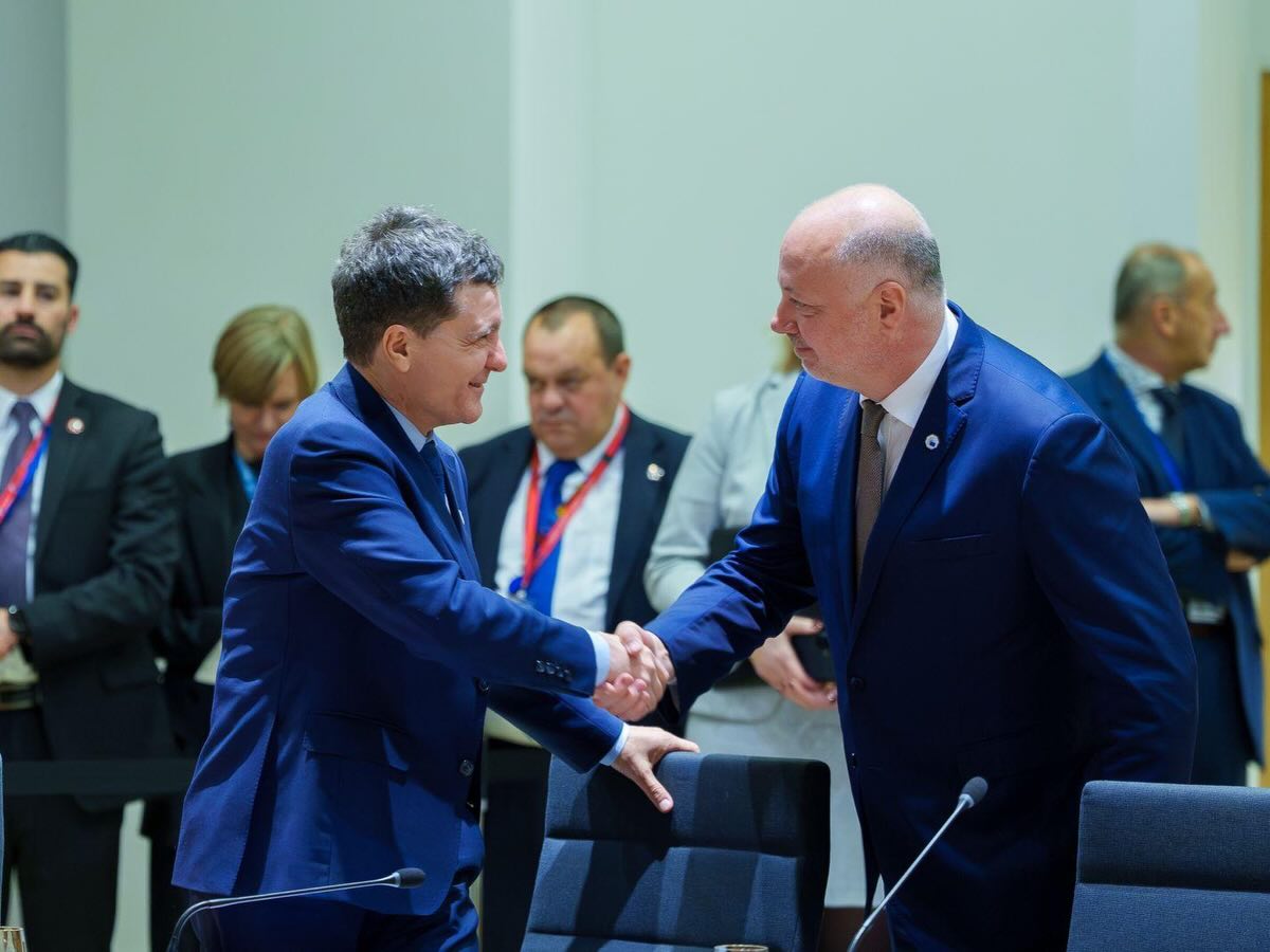 Nicușor Dan: „Concluzia discuțiilor informale din cadrul Consiliului a fost despre solidaritate cu Danemarca și Groenlanda / SUA reprezintă un partener strategic esențial pentru securitatea noastră”