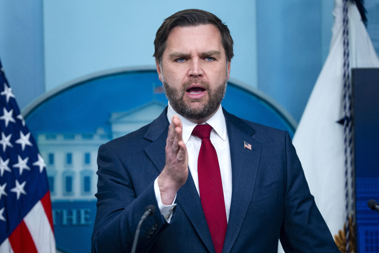 JD Vance și familia sosesc în Armenia. Este primul vicepreședinte SUA care vizitează această țară