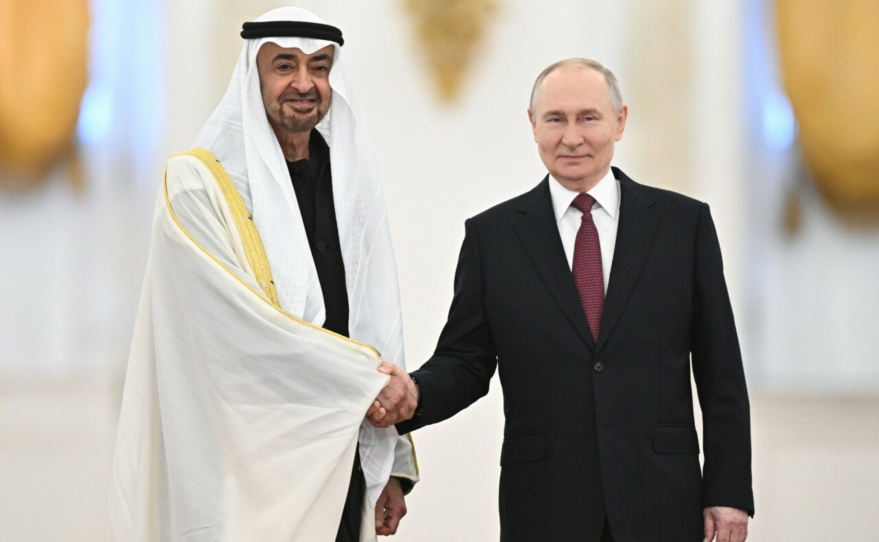 Pacea în Ucraina trece prin Abu Dhabi. Putin recunoaște eforturile de pace ale Emiratelor Arabe înainte de noua întâlnire de pe 1 februarie