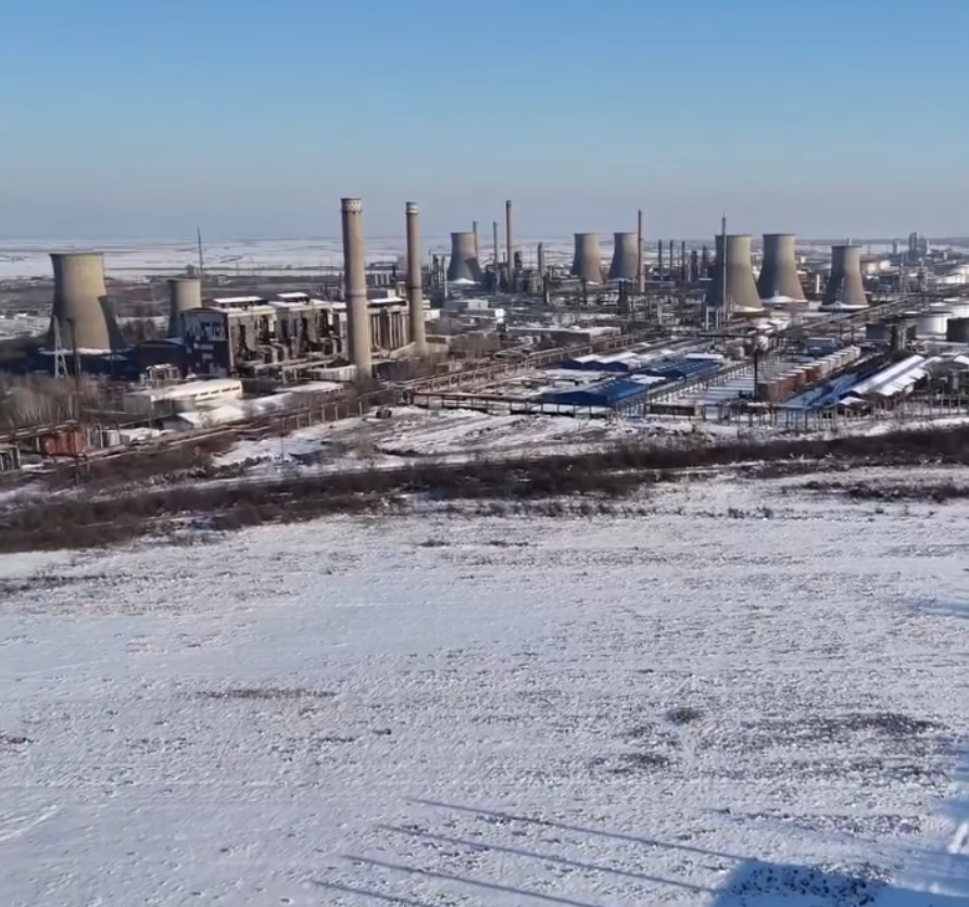 S-a vândut fostul Arpechim, din Argeş. Platforma a ajuns în proprietatea unor companii cu profile diverse de activitate