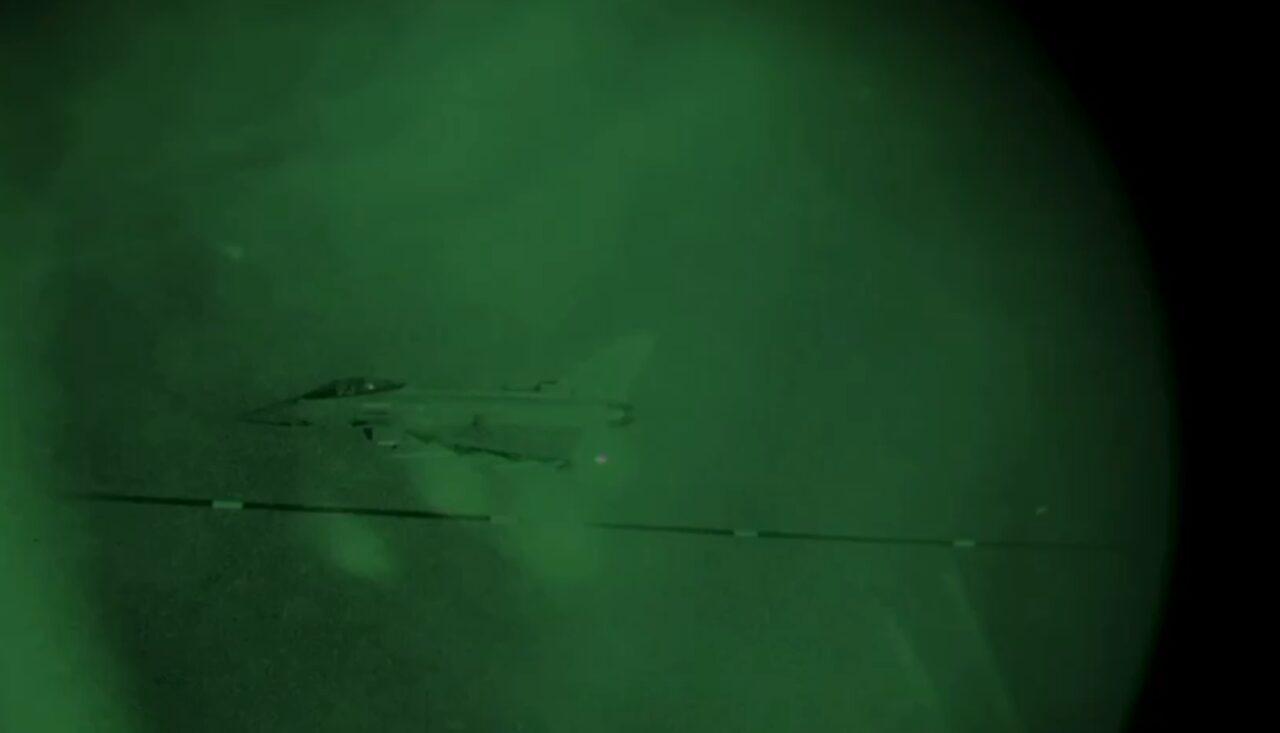 Starmer și Macron „își încordează mușchii” după operațiunea lui Trump din Venezuela: Avioanele franceze și britanice au atacat o bază Daesh din Siria