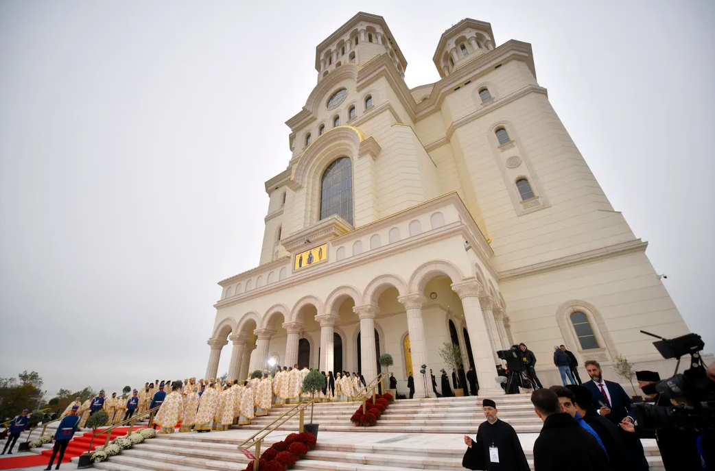 Ultima zi în care mai poate fi vizitată Catedrala Mântuirii Neamului