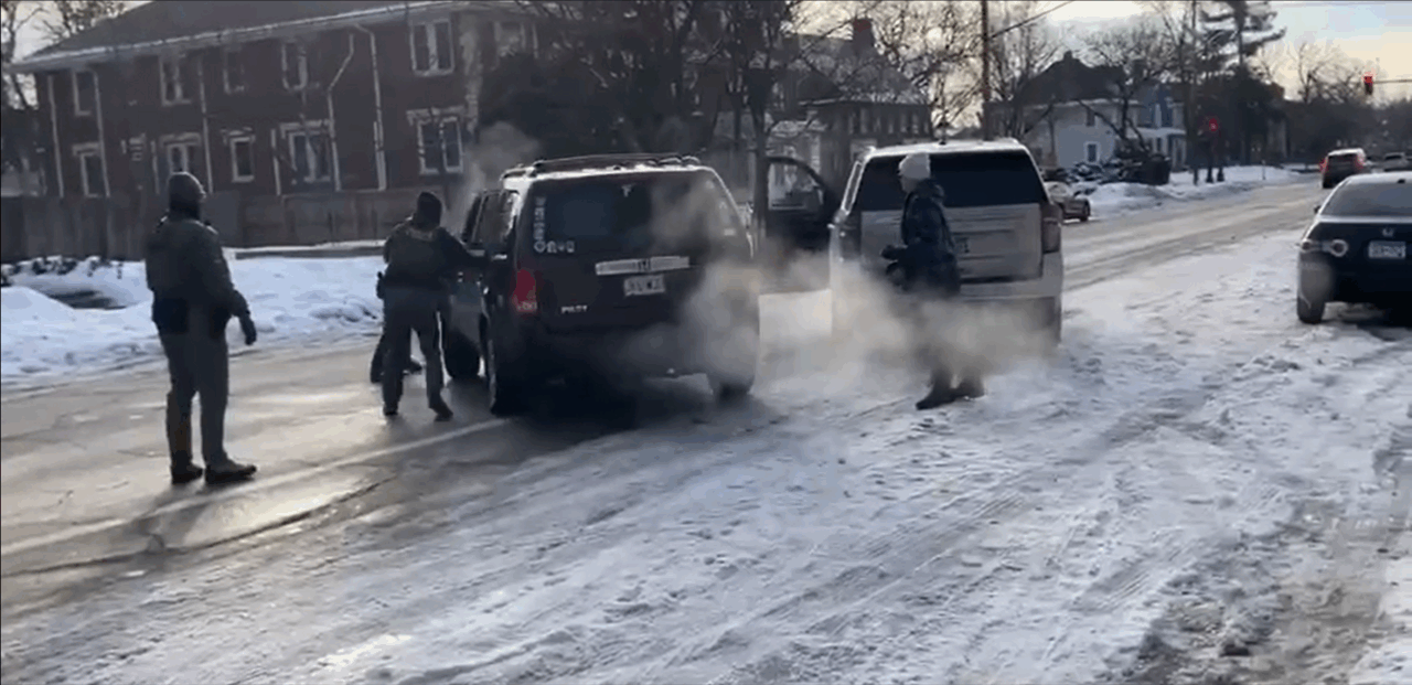 Femeie împușcată mortal în Minneapolis de agenții poliției americane, în timpul unei operațiuni de combatere a migrației