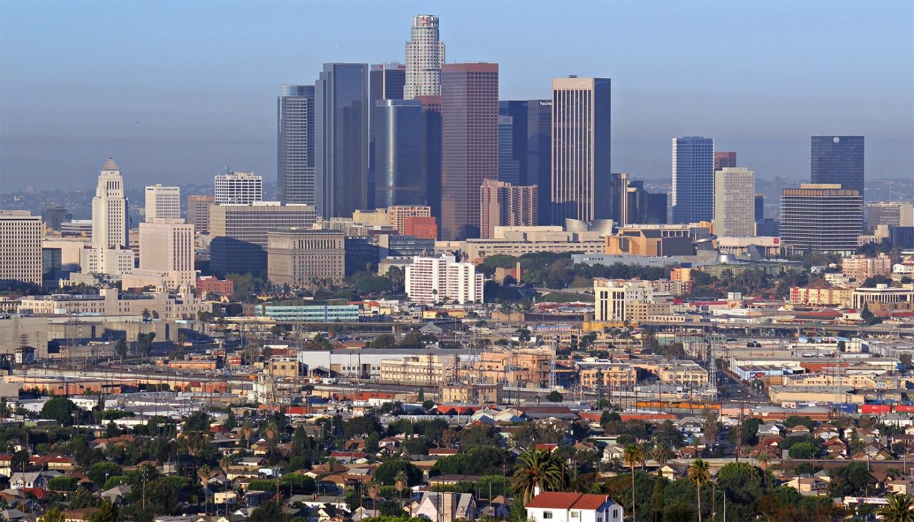 Cât costă să trăiești o lună în Los Angeles. Cât plătește un român pentru chirie, facturi, transport, mâncare și asigurare medicală