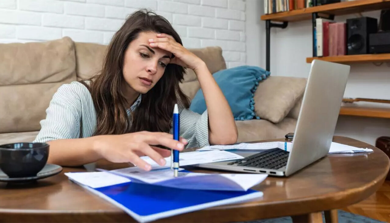 Caz unic în România. Cât are de plătit impozit Andra din București, pentru apartamentul ei din Sectorul 2