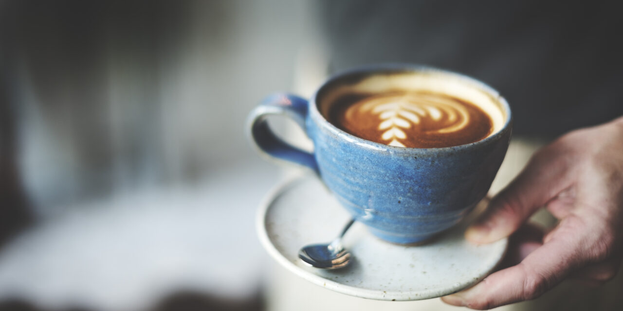 Un bărbat complet sănătos s-a îmbolnăvit grav din cauza cafelei. Greșeala pe care a făcut-o vreme de mai mulți ani