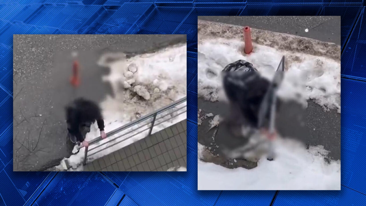 Adolescent din Cluj aflat sub influența substențelor interzise, filmat pe stradă în timp ce trage haotic de stâlpi și indicatoare rutiere