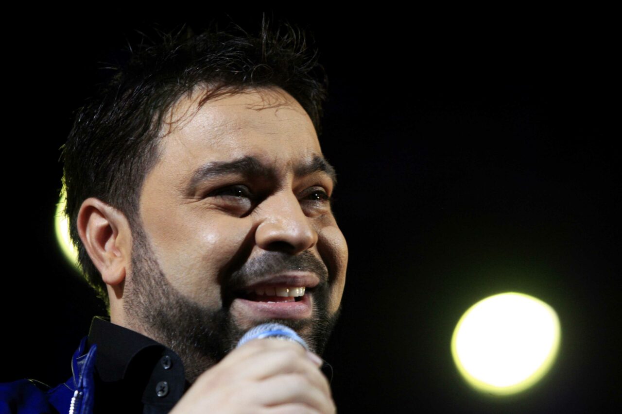 Florin Salam a fost umilit pe scena unui local din București chiar de managerul localului. Artistul a reacționat: „Îl iert”