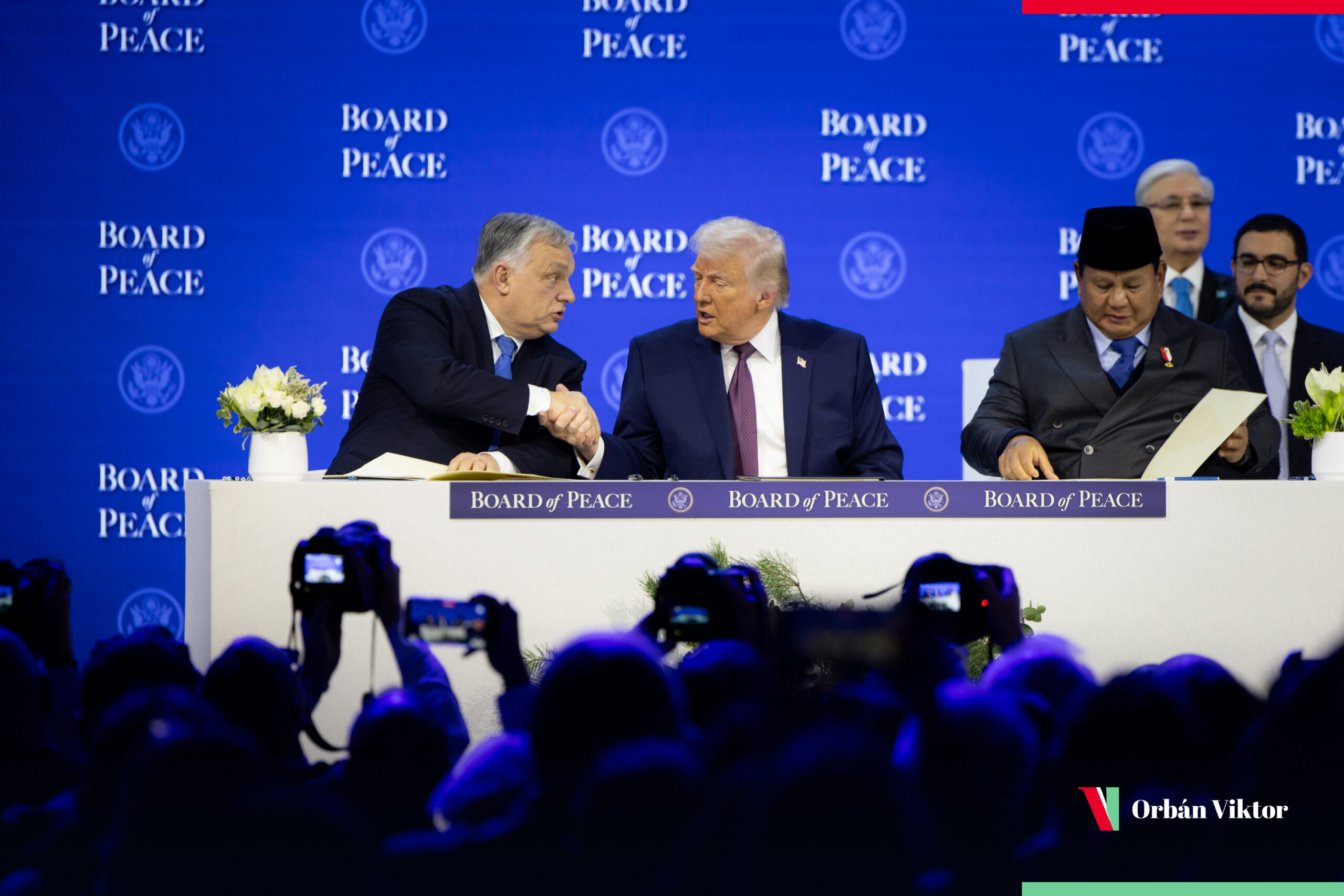 Orban și Milei pe scena de la Davos, lângă Trump. Câți lideri mondiali au semnat carta Consiliului Păcii. Rubio: „Se vor alătura și mai mulți“