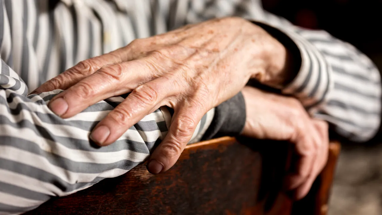 De ce unii oameni trăiesc peste 110 ani, în timp ce alții nici măcar nu ajung la 100? Răspunsul nu stă în dietă sau în medici